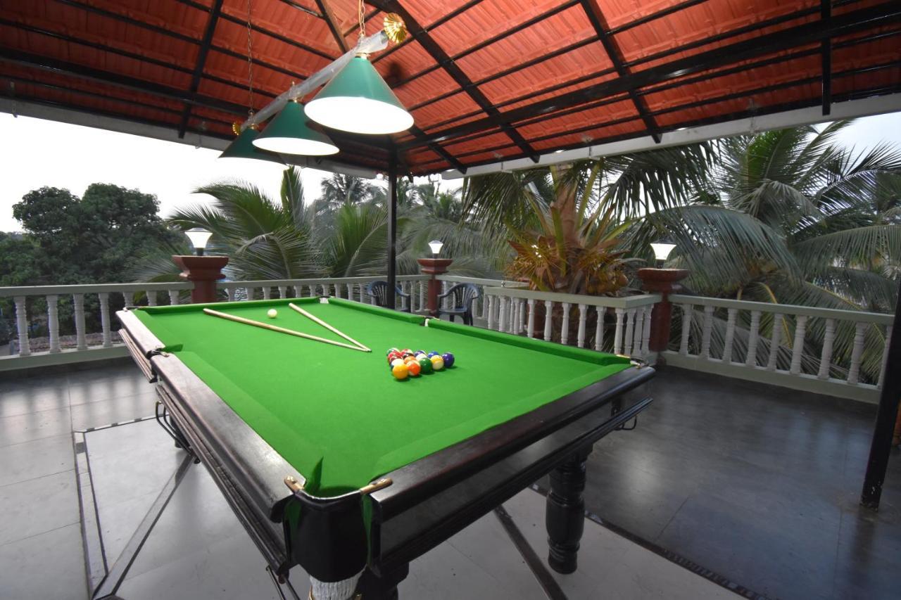 Pant House In Calangute Apartment